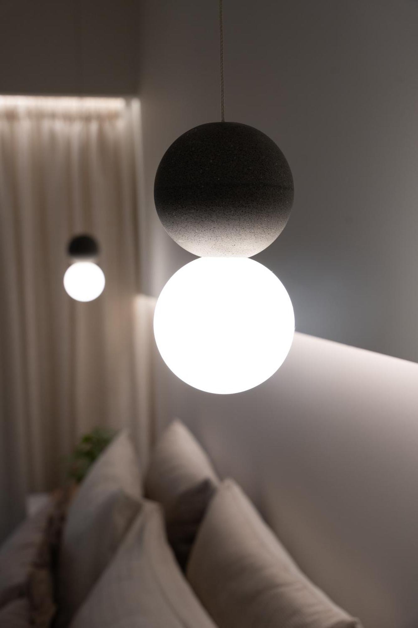 Ixia Home *