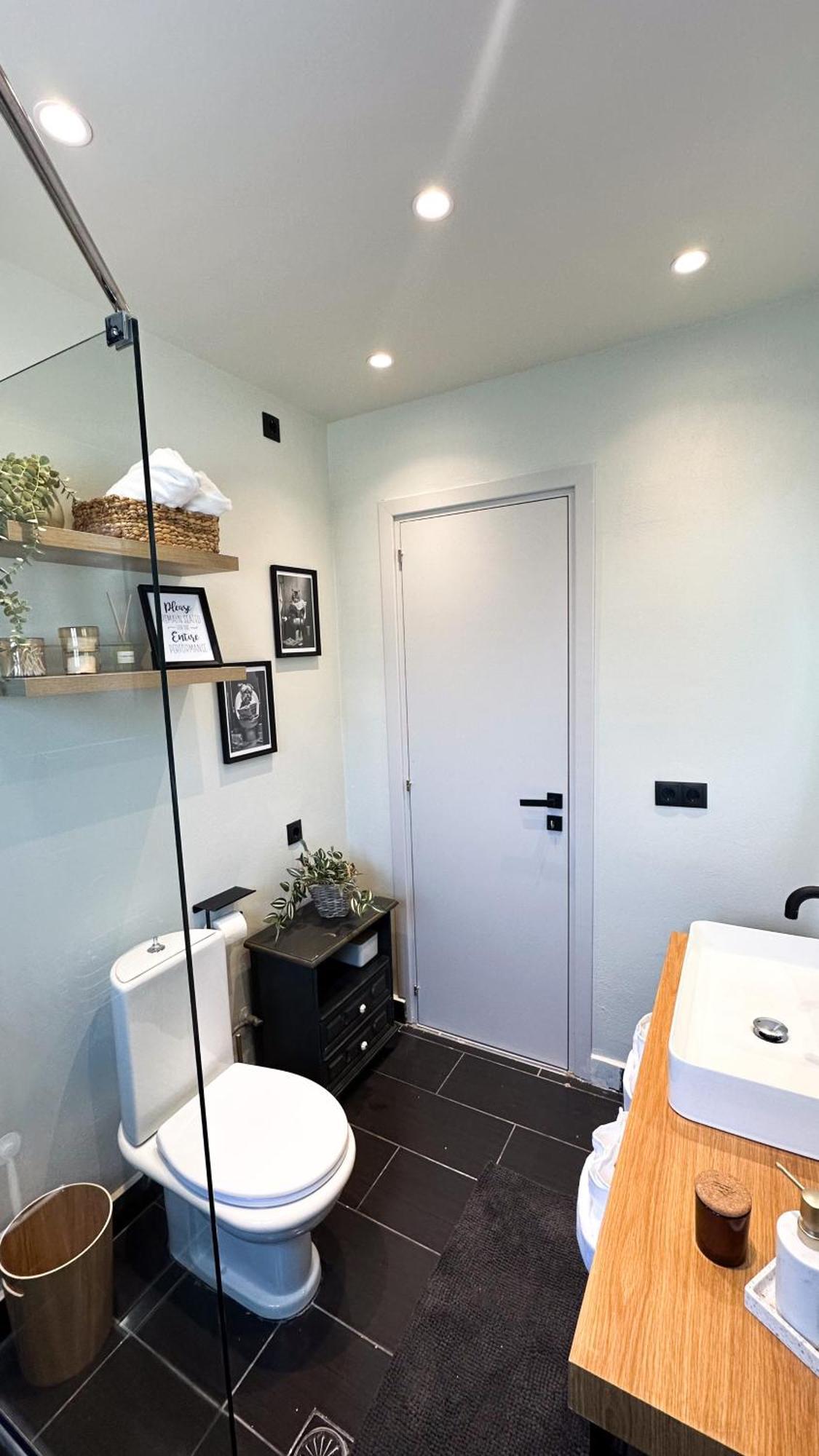 Ixia Home Apartment *
